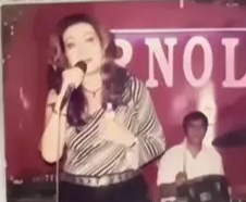 Đ&agrave;n em ca sĩ Th&aacute;i Ch&acirc;u - ca sĩ Yến Thu - mắc đến 2 bệnh ung thư - Ảnh 3.