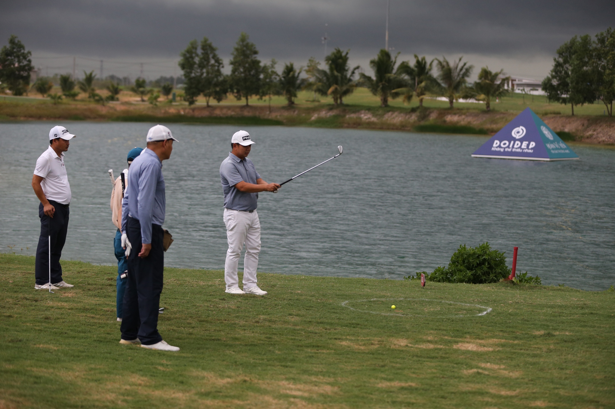 Giải Golf T&ocirc;i y&ecirc;u Việt Nam: To&agrave;n cảnh s&acirc;n đấu v&agrave; c&aacute;c c&ocirc;ng t&aacute;c chuẩn bị cuối c&ugrave;ng - Ảnh 7.