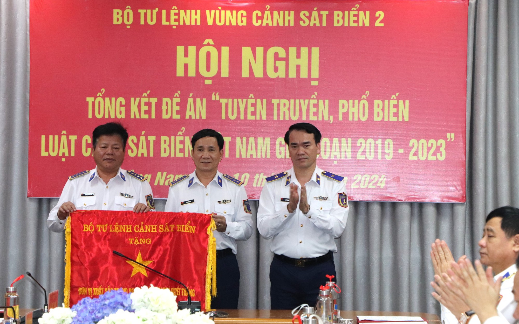 Vùng Cảnh sát biển 2 dẫn đầu trong phong trào thi đua quyết thắng