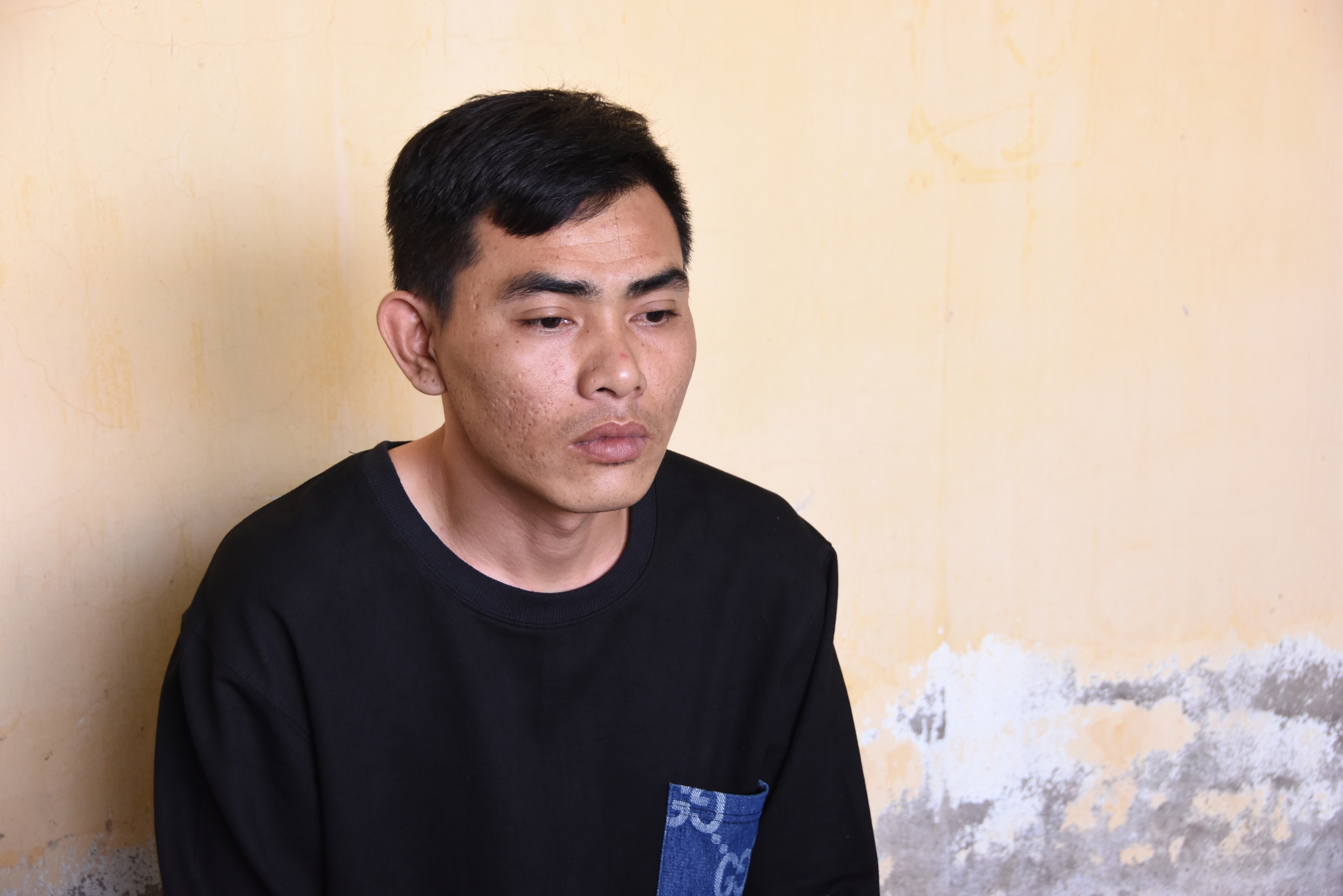 CLIP: Bắt trùm giang hồ “Cường lỳ” ở Tiền Giang- Ảnh 1.
