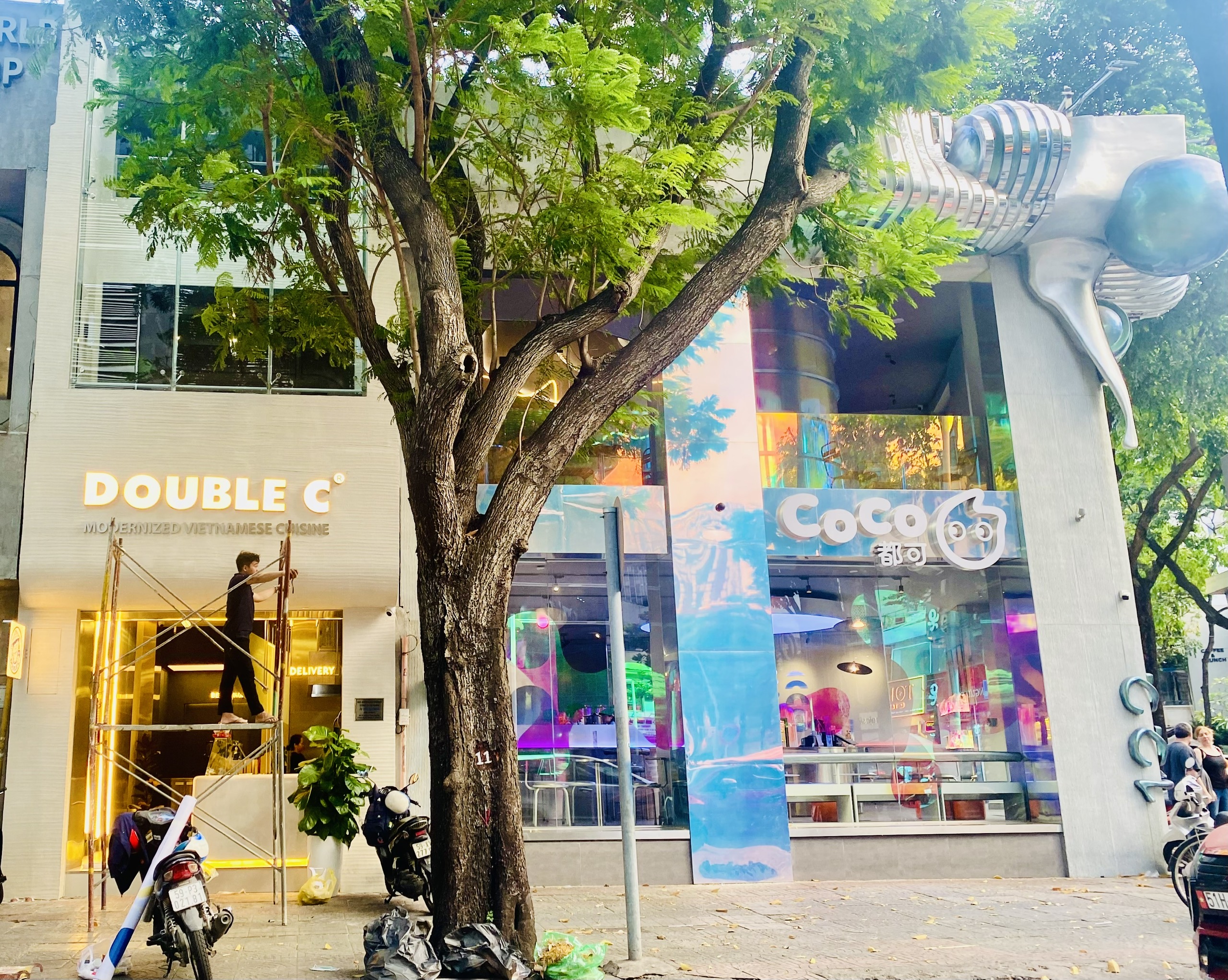 Chuỗi cà phê đua nhau "giành" đất vàng ở trung tâm TP HCM dịp cuối năm- Ảnh 4.