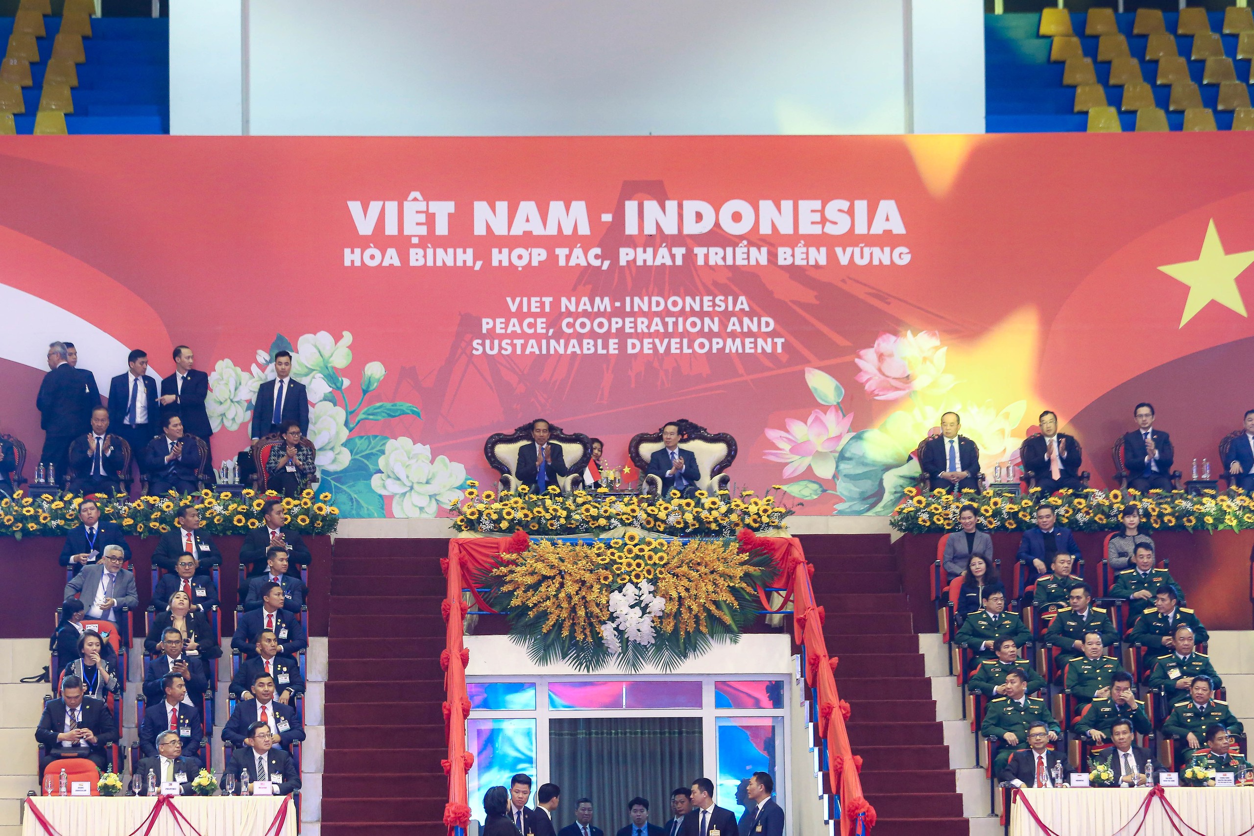 Chủ tịch nước v&agrave; Tổng thống Indonesia xem biểu diễn v&otilde; thuật- Ảnh 8.