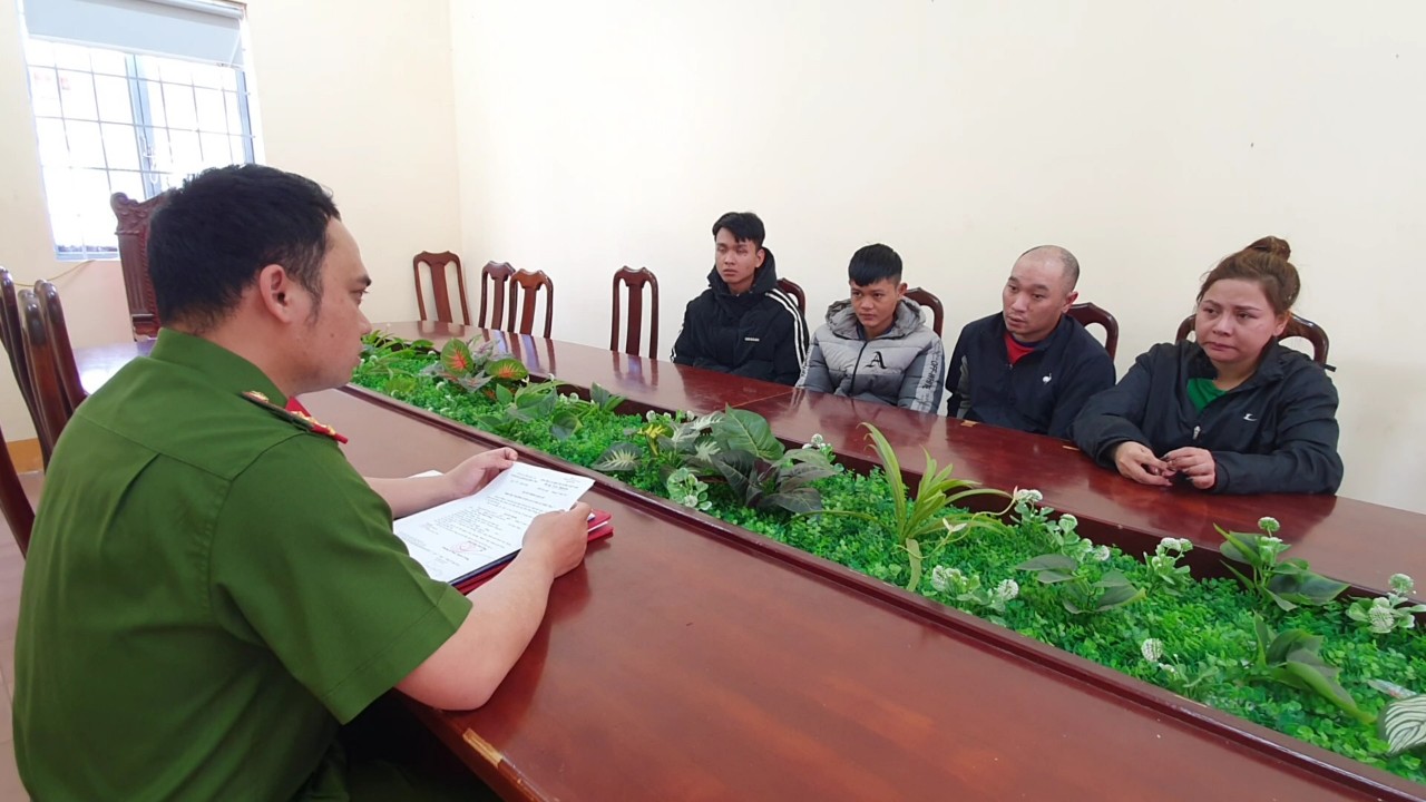Triệt phá đường dây ma túy quy mô lớn- Ảnh 1.