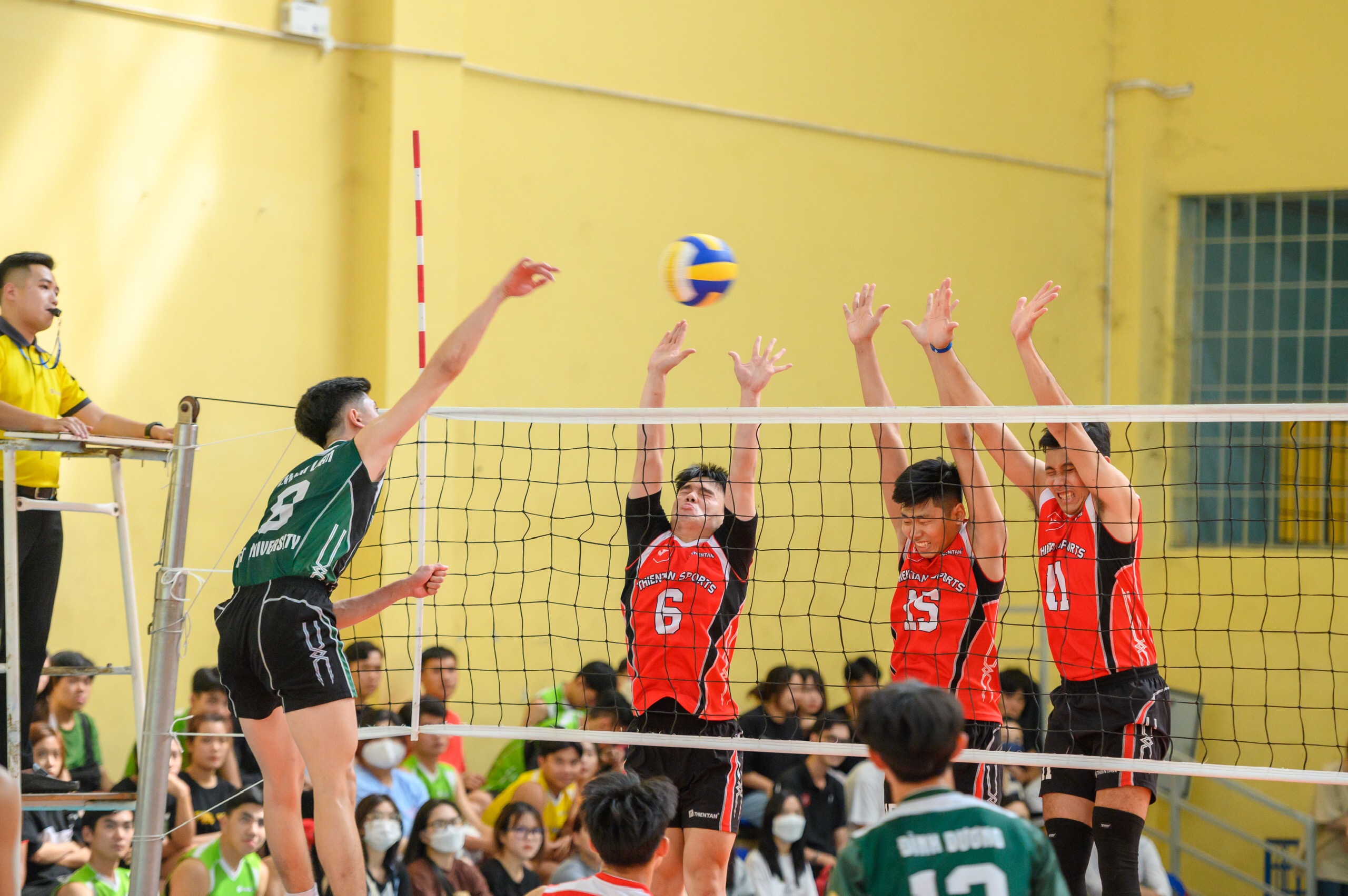 Ng&agrave;y hội b&oacute;ng chuyền sinh vi&ecirc;n to&agrave;n quốc 2024- Ảnh 1.