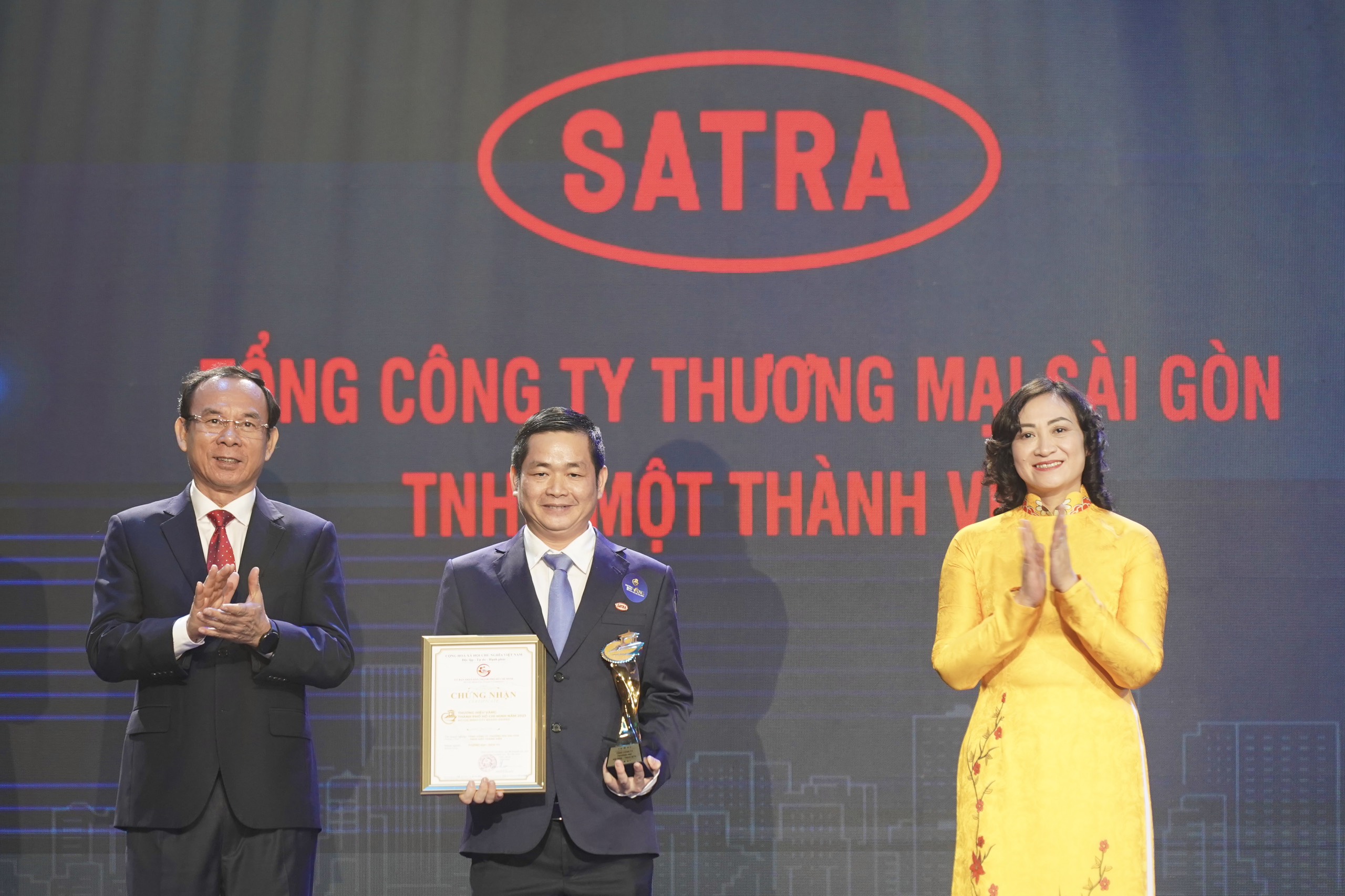 Thương hiệu Vàng TP HCM phải đi đầu trong tăng trưởng xanh, chuyển đổi số
- Ảnh 1.