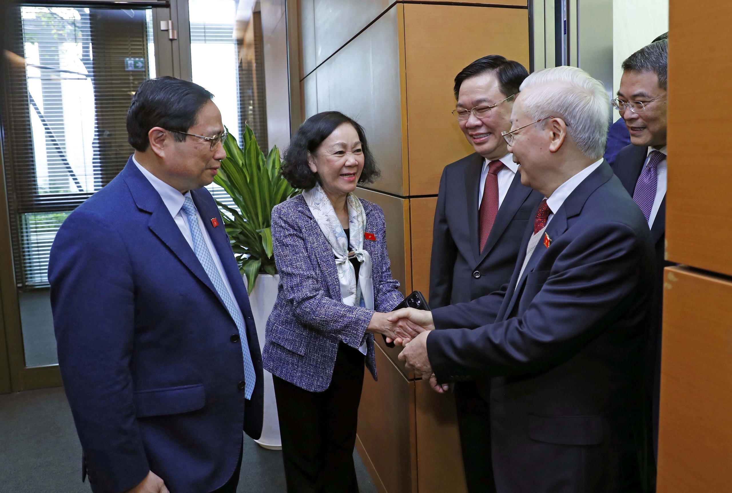 Tổng B&iacute; thư Nguyễn Ph&uacute; Trọng đến dự phi&ecirc;n khai mạc kỳ họp bất thường lần thứ 5, Quốc hội kh&oacute;a XV Ảnh: TTXVN
