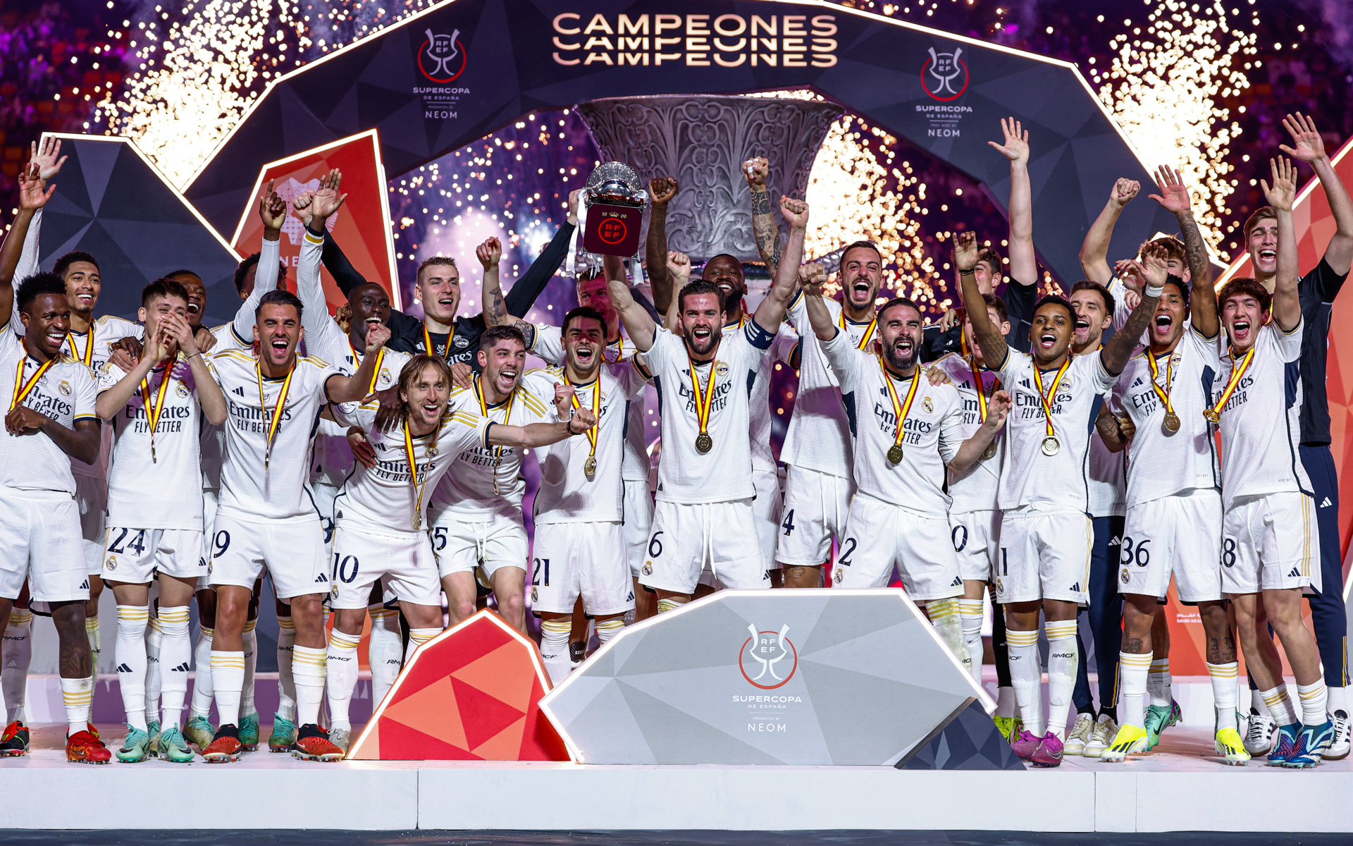 Thắng gọn Barcelona, Real Madrid lên ngôi vô địch Siêu cúp Tây Ban Nha