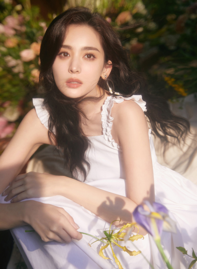 Loạt mỹ nh&acirc;n T&acirc;n Cương khuấy đảo showbiz Trung- Ảnh 9.