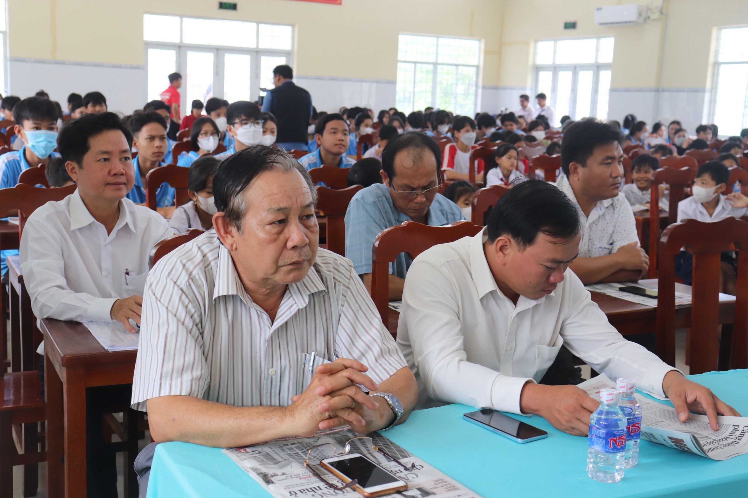 Chương trình ý nghĩa của Báo Người Lao Động tiếp tục đến với Trà Vinh- Ảnh 8.