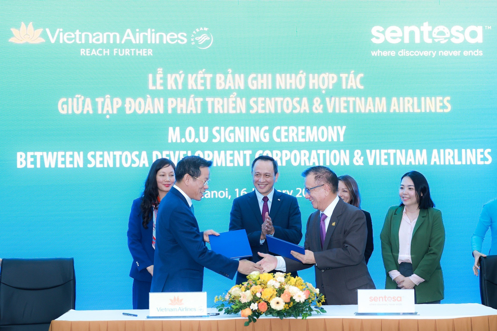Tập đo&agrave;n lớn của Singapore "bắt tay" h&atilde;ng bay Việt Nam để th&uacute;c đẩy du lịch- Ảnh 3.