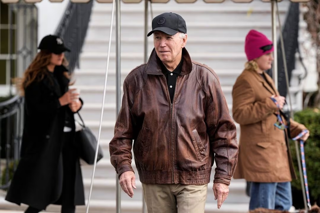 Tổng thống Biden n&oacute;i g&igrave; sau khi &ocirc;ng Trump thắng lớn ở Iowa?- Ảnh 1.