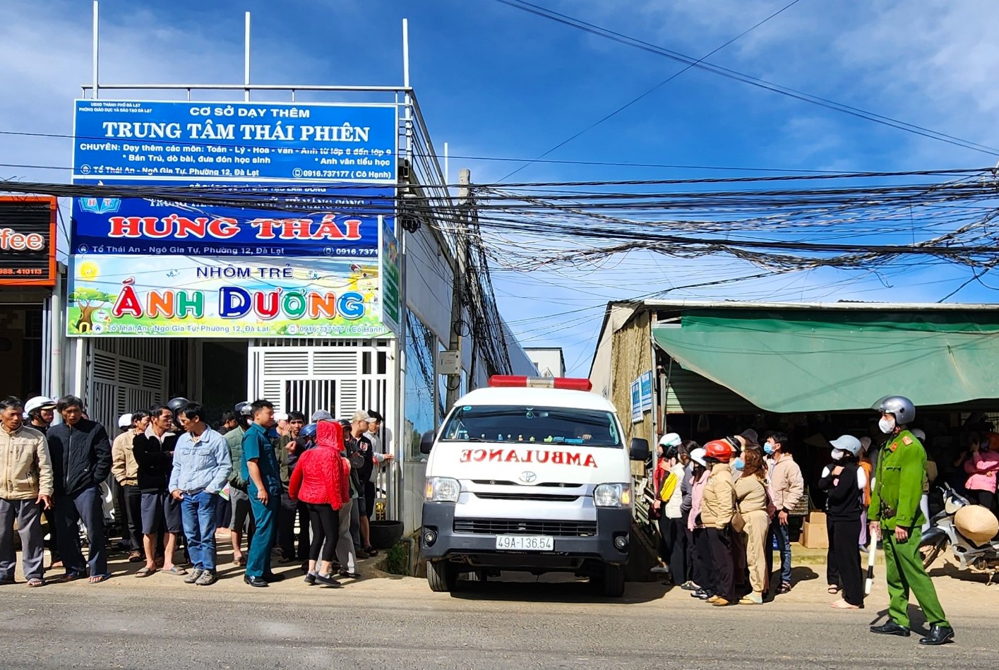1 phụ nữ ch&acirc;m xăng đốt nh&acirc;n t&igrave;nh rồi tự tử ở Đ&agrave; Lạt- Ảnh 1.