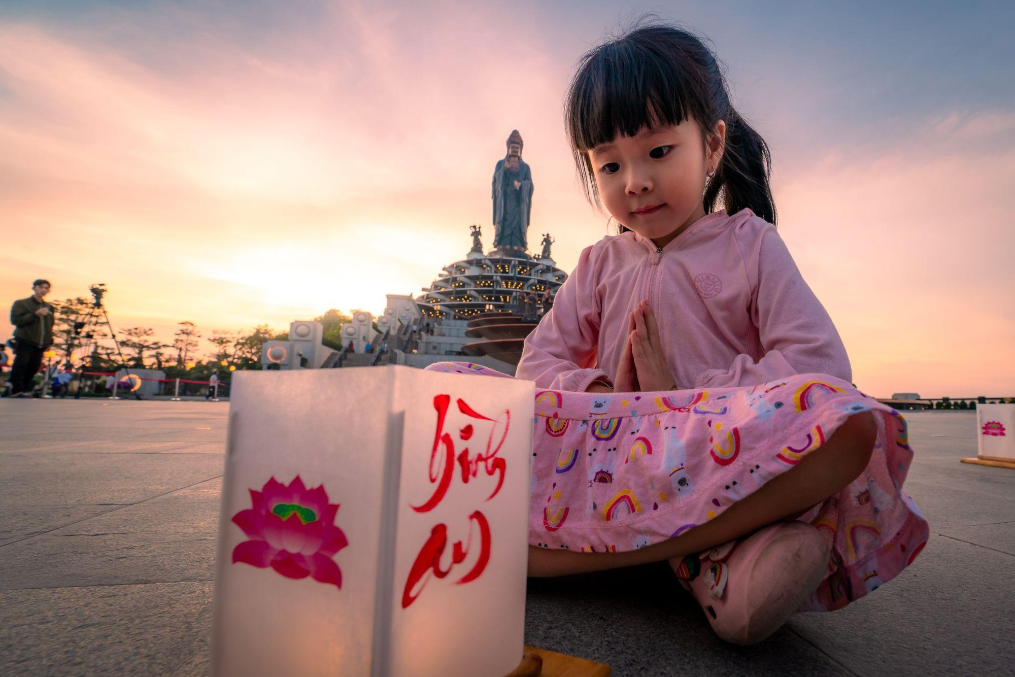 Những khoảnh khắc thiêng liêng trong mùa lễ tạ cuối năm tại núi Bà Đen, Tây Ninh- Ảnh 6.