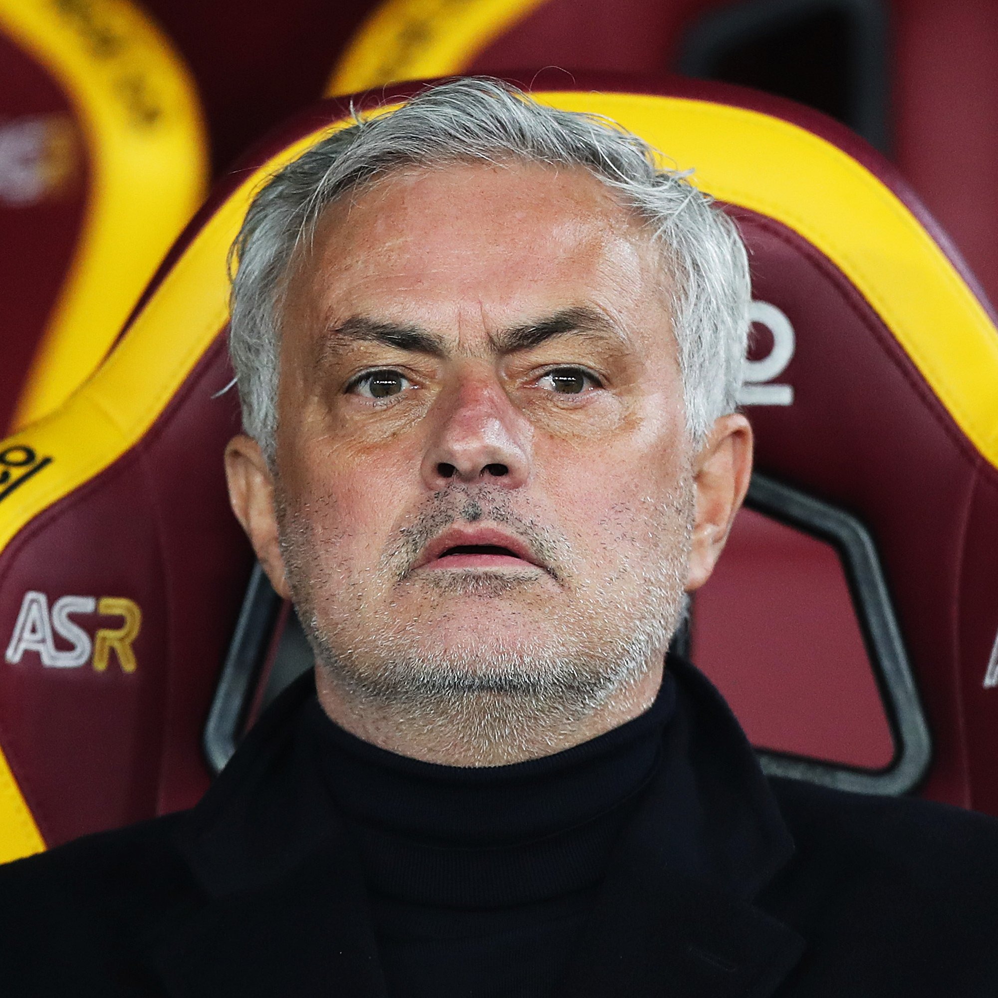 Nước mắt ông Mourinho rơi ngày chia tay AS Roma- Ảnh 2.