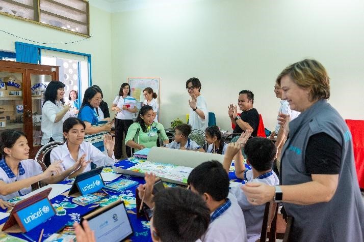 UNICEF v&agrave; Masterise đưa s&aacute;ng kiến v&agrave; c&ocirc;ng nghệ ti&ecirc;n tiến hỗ trợ trẻ em tại S&oacute;c Trăng- Ảnh 5.