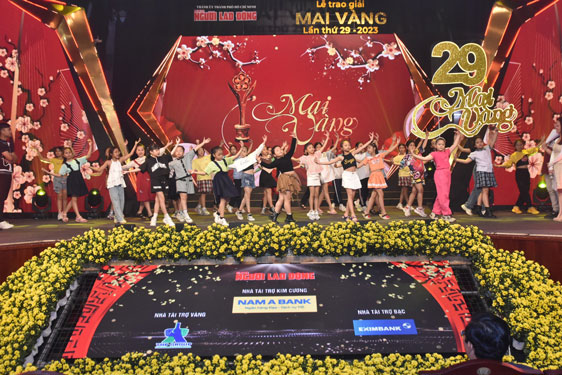 To&agrave;n cảnh lễ trao giải Mai V&agrave;ng lần thứ 29 - 2023: Đại tiệc hứa hẹn nhiều cảm x&uacute;c- Ảnh 1.