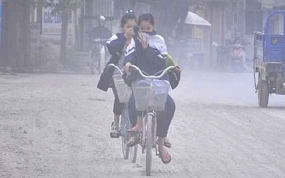 Xem x&eacute;t cho học sinh nghỉ học nếu kh&ocirc;ng kh&iacute; nguy hại 3 ng&agrave;y li&ecirc;n tục- Ảnh 1.
