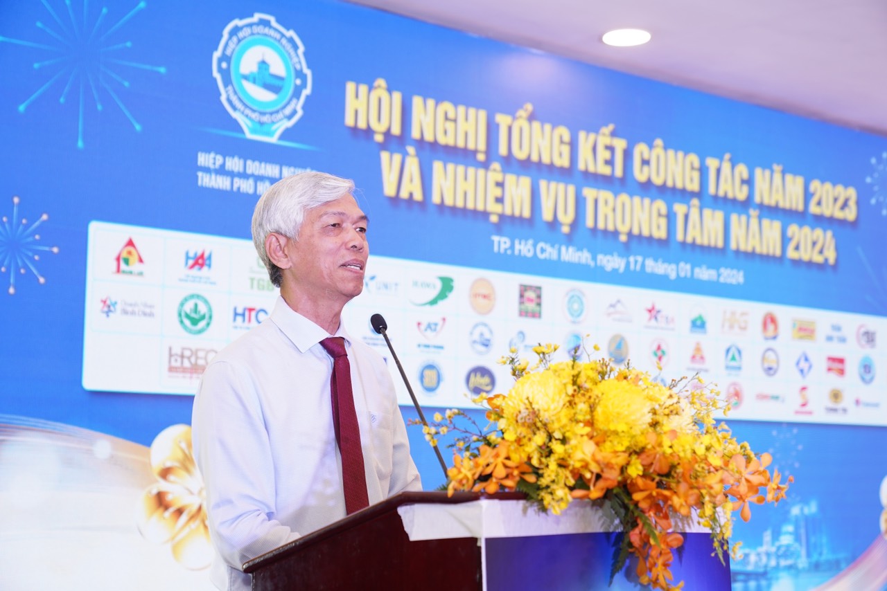 Nhiều kh&oacute; khăn k&eacute;o d&agrave;i của doanh nghiệp được TP HCM  th&aacute;o gỡ- Ảnh 1.