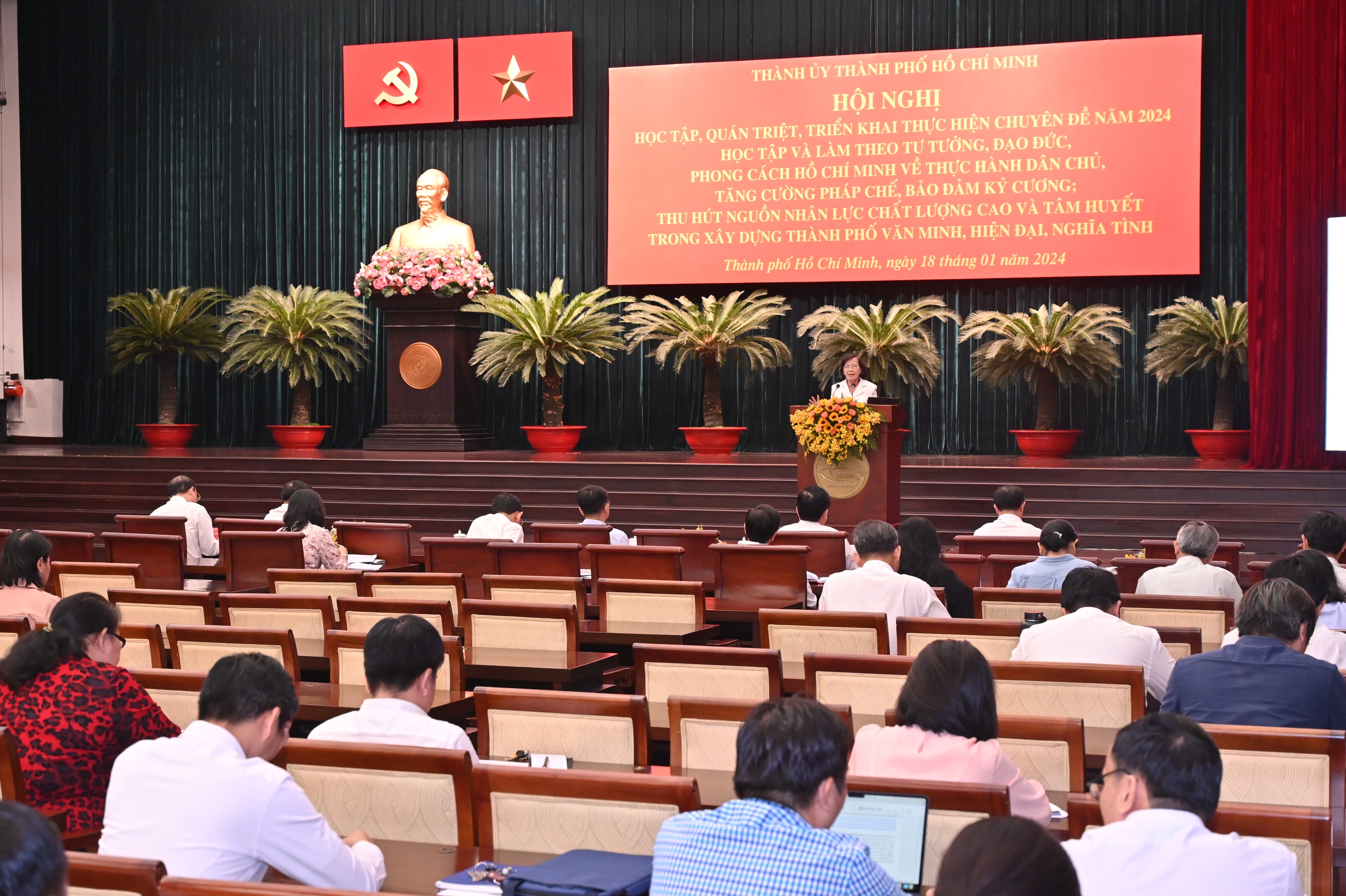 Vận dụng, phát triển sáng tạo tư tưởng Hồ Chí Minh- Ảnh 2.