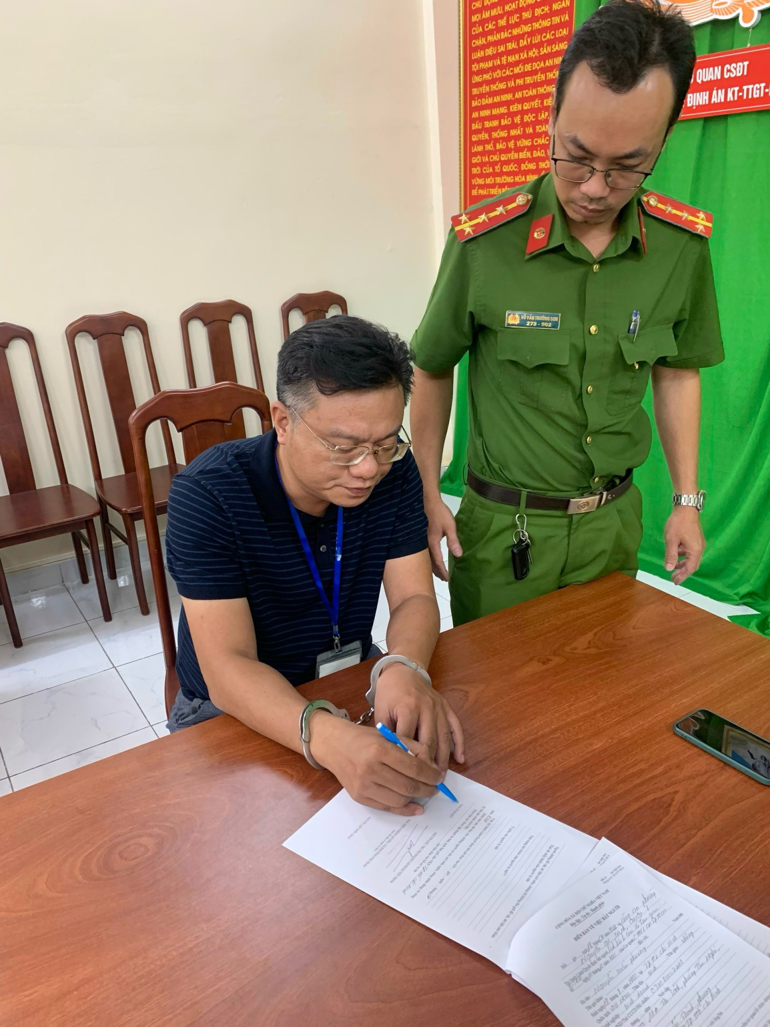 Công an TP HCM bắt kẻ lừa bán căn nhà mặt tiền ở quận 3- Ảnh 1.