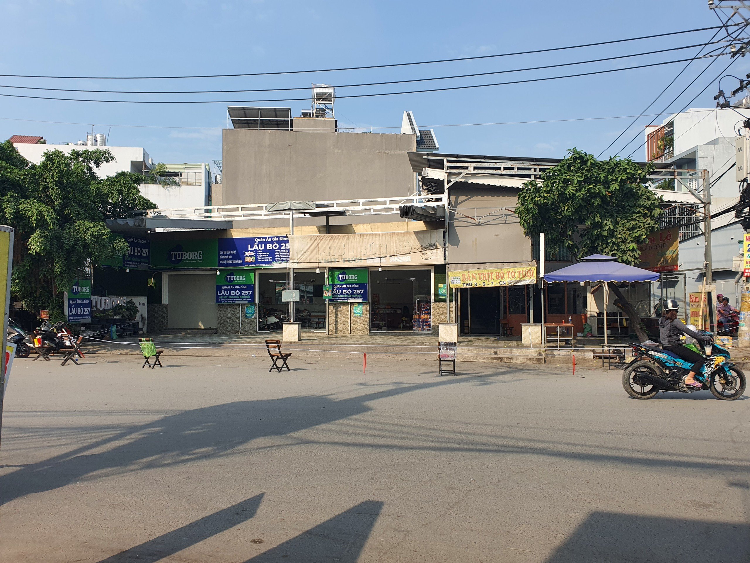 Án mạng tại một quán lẩu ở TP HCM- Ảnh 1.