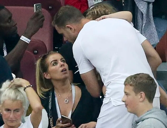 Vỡ mộng ở Ả Rập Saudi, Jordan Henderson "đào thoát" về châu Âu- Ảnh 4.