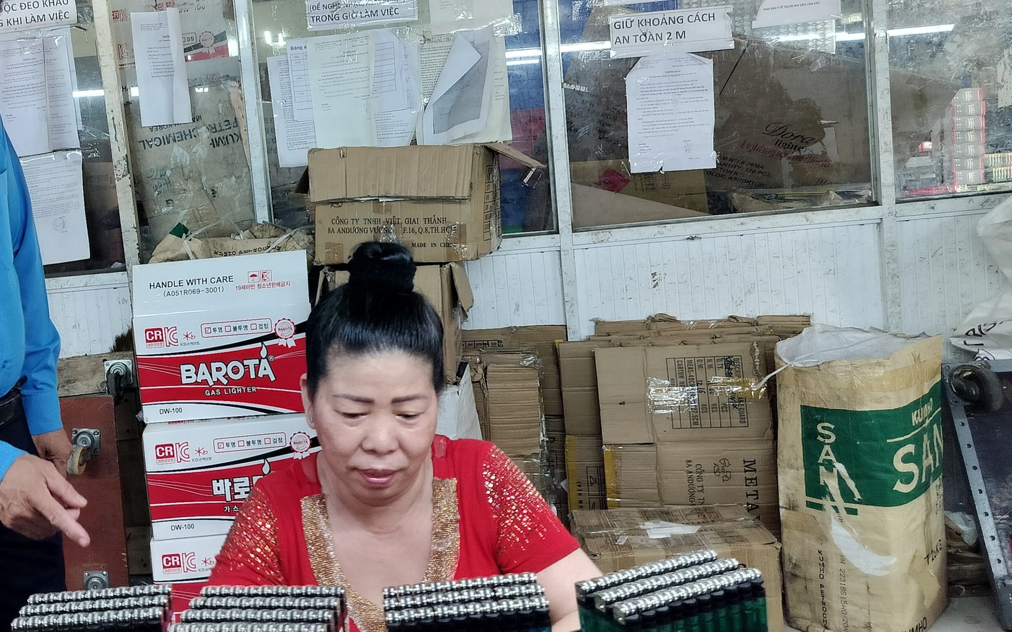 Lao động cao tuổi khi nghỉ việc không được lấy 2 khoản tiền sau