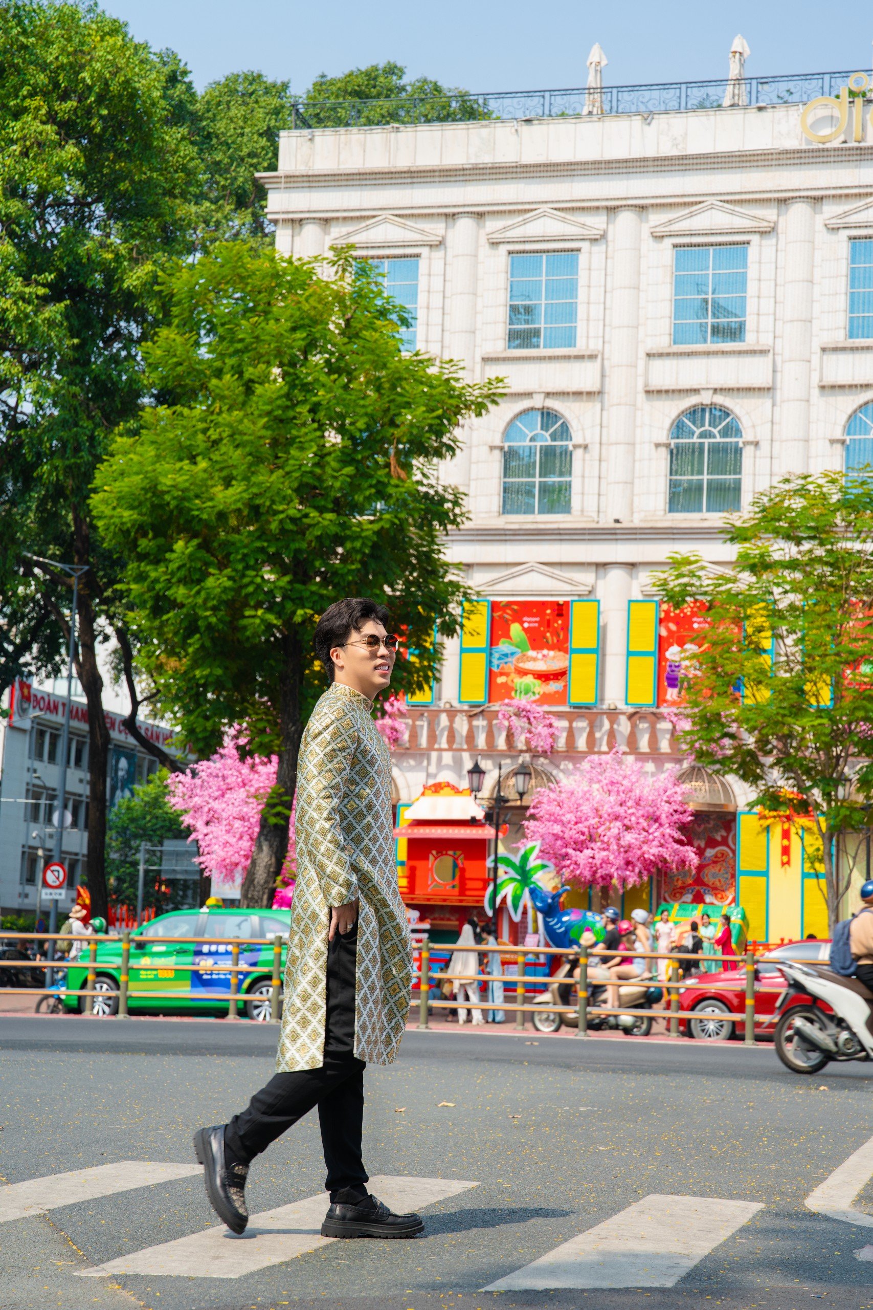 Ca sĩ Kevin To&agrave;n: Mặc &aacute;o d&agrave;i khiến t&ocirc;i hạnh ph&uacute;c, tự h&agrave;o- Ảnh 3.