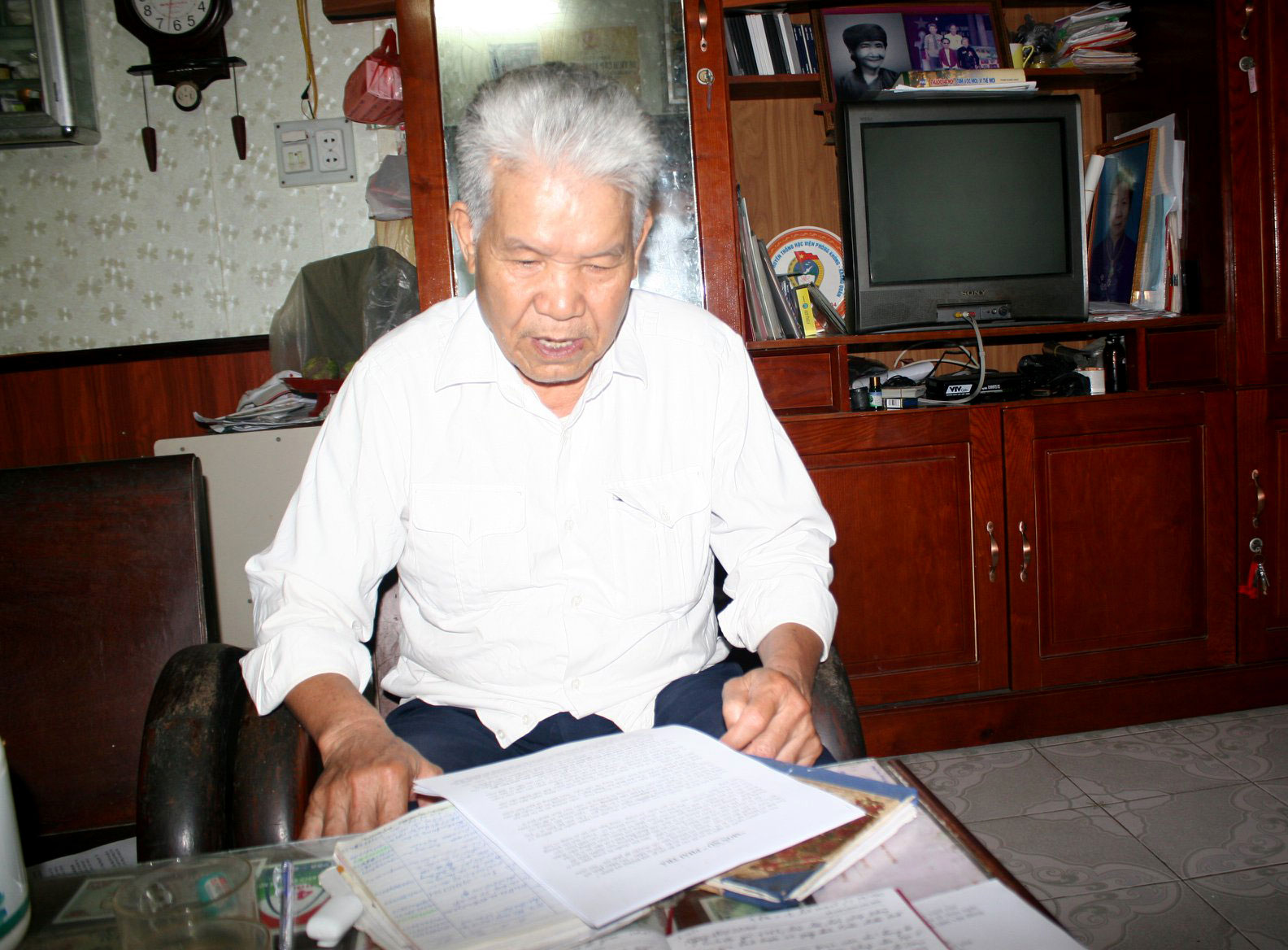 Cựu chiến binh 25 năm l&agrave;m "sứ giả đỏ"- Ảnh 2.