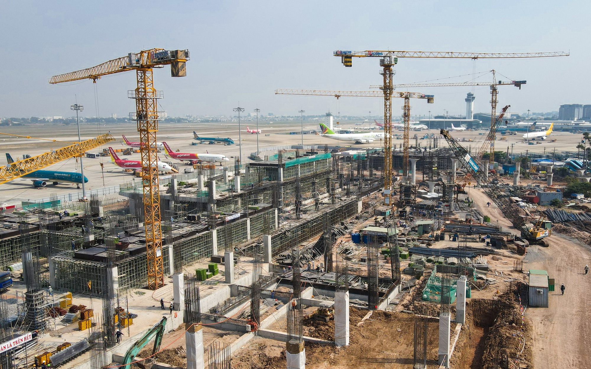 Cận cảnh nhà ga T3 Tân Sơn Nhất đang dần thành hình