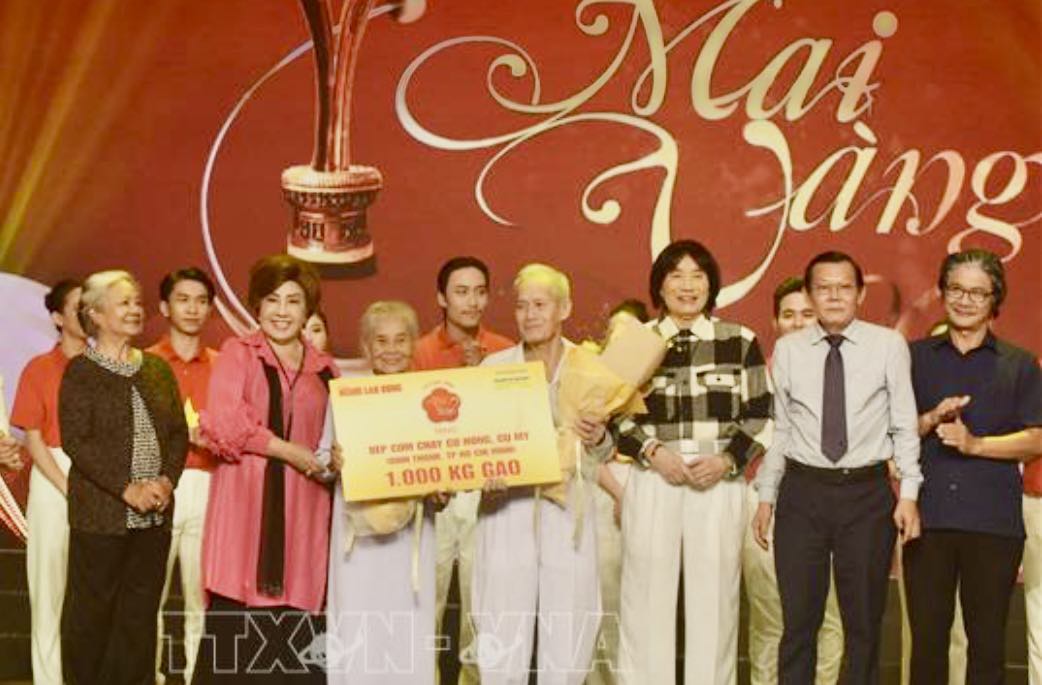 Lệ Thủy, T&uacute; Trinh, C&ocirc;ng Ninh y&ecirc;u bếp cơm chay "L&ograve;ng tốt quanh ta"- Ảnh 6.