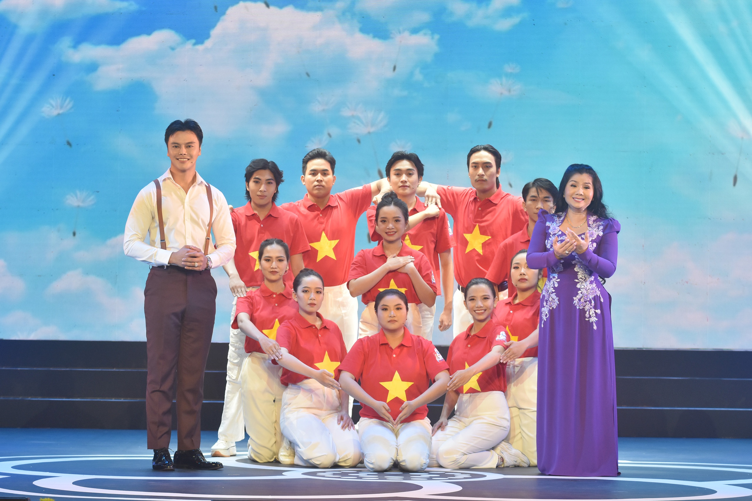 Những khoảnh khắc ấn tượng trong Lễ trao giải Mai V&agrave;ng lần thứ 29 - 2023- Ảnh 27.