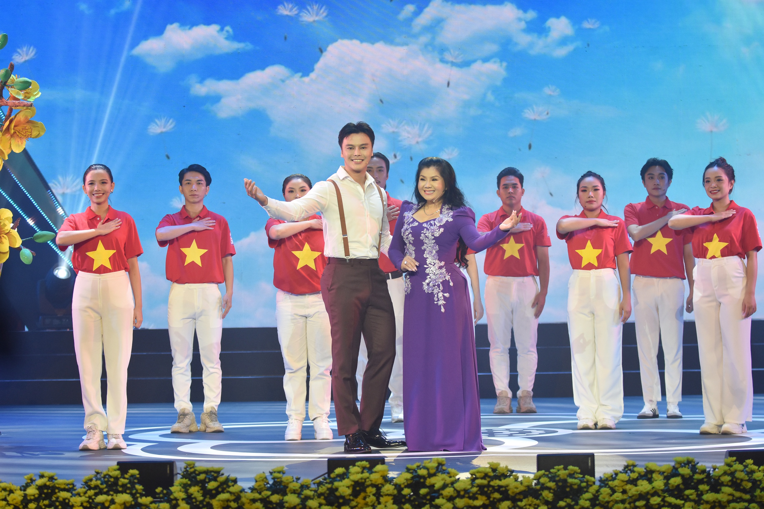 Những khoảnh khắc ấn tượng trong Lễ trao giải Mai V&agrave;ng lần thứ 29 - 2023- Ảnh 25.