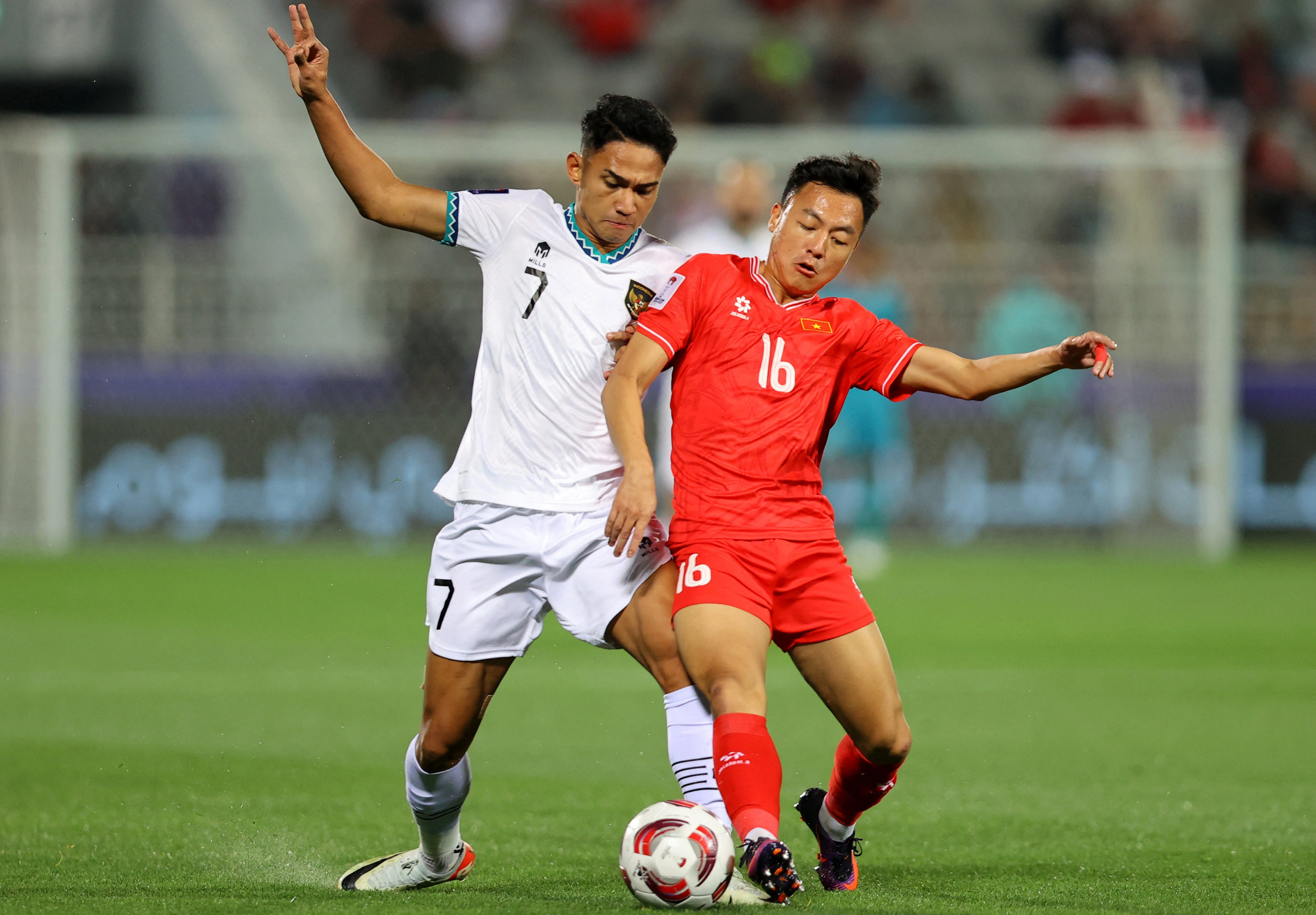 HLV Troussier dễ mất chức nếu lại thua Indonesia ở v&ograve;ng loại World Cup 2026- Ảnh 1.