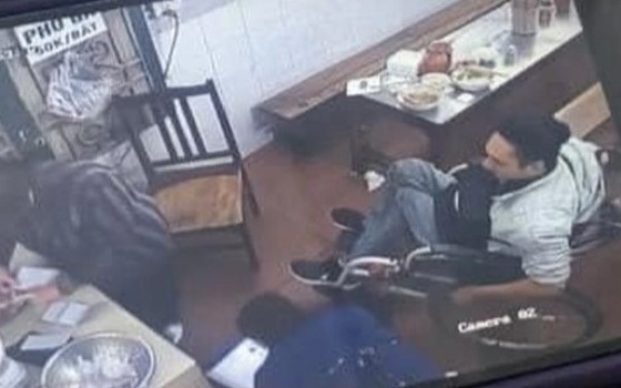 Đừng "đốn củi 3 năm đốt 1 giờ"