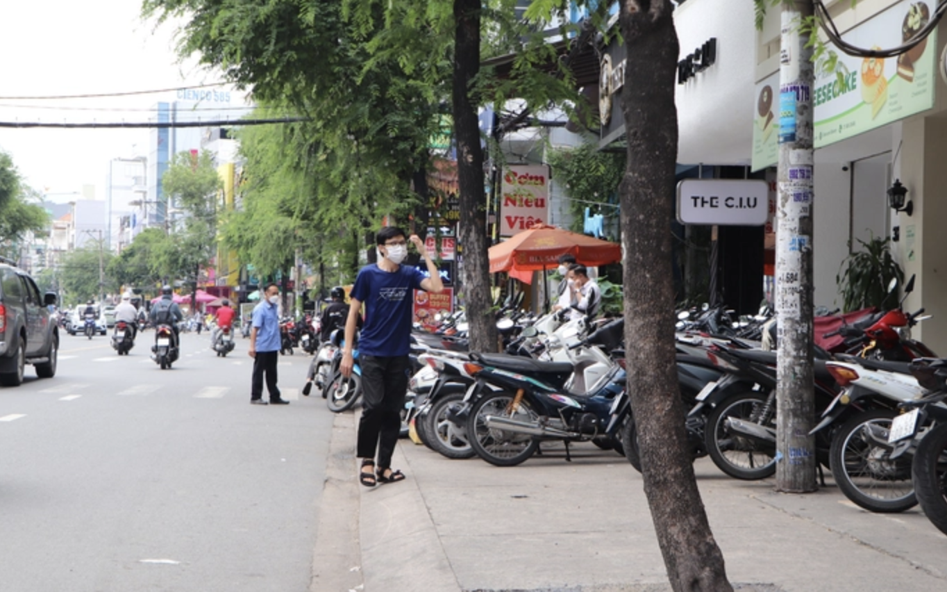 Giải bài toán vỉa hè