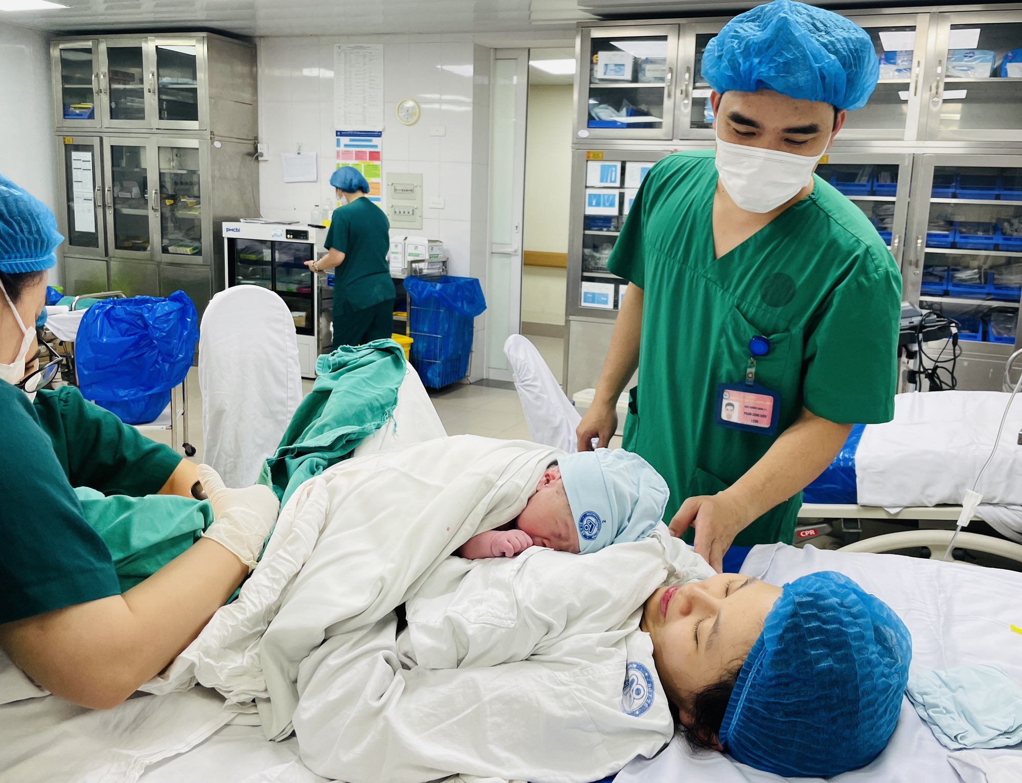 Giáo sư 58 tuổi làm giám đốc Bệnh viện Phụ sản Trung ương- Ảnh 2.