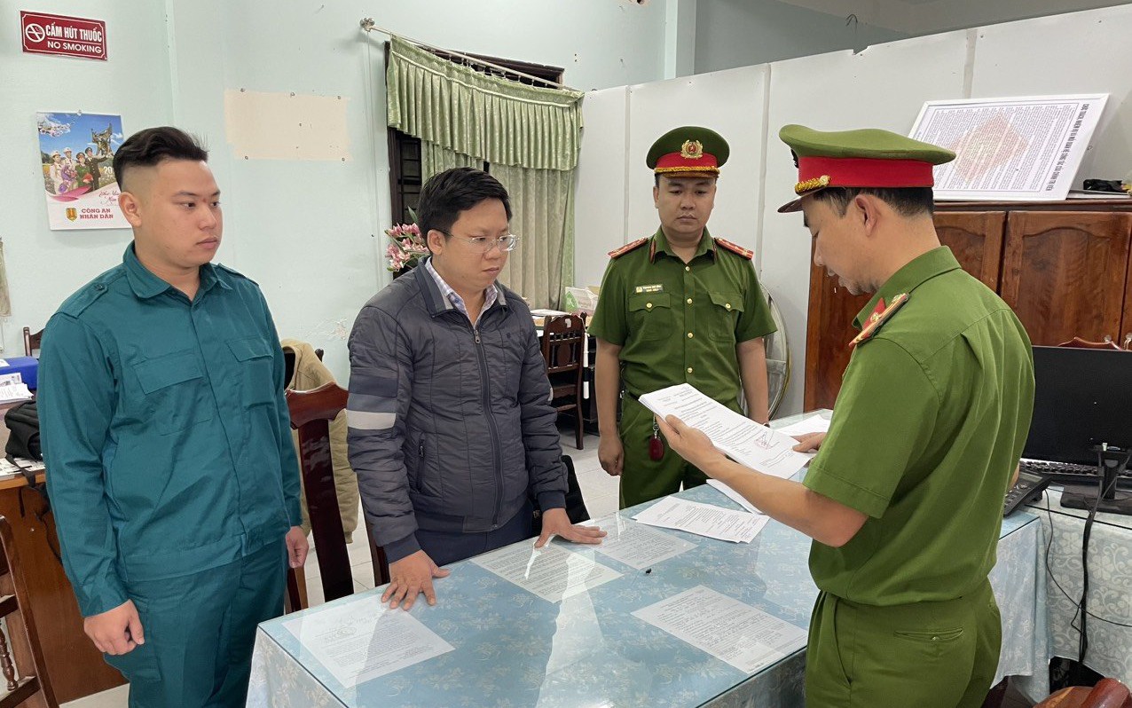 Bắt nguyên giám đốc phòng giao dịch ngân hàng ở Quảng Nam