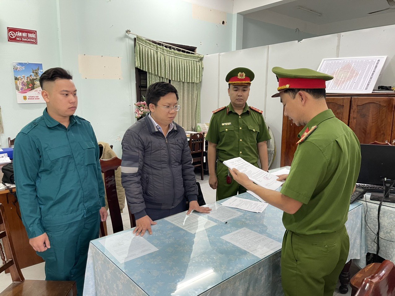 Lý do 1 nhân viên ngân hàng ở Quảng Nam bị bắt giam- Ảnh 2.