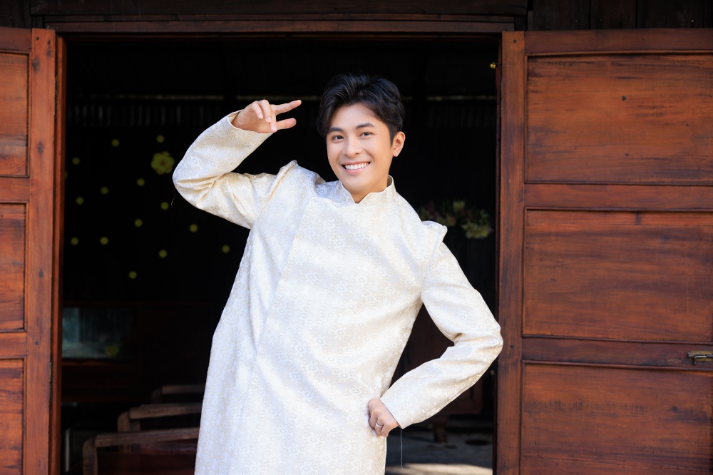 Thu Trang - Tiến Luật chuẩn bị gởi "m&oacute;n qu&agrave;" đến kh&aacute;n giả- Ảnh 6.
