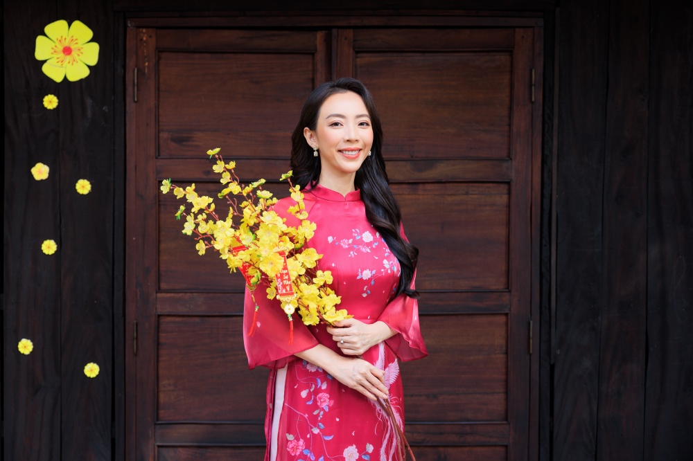 Thu Trang - Tiến Luật chuẩn bị gởi "m&oacute;n qu&agrave;" đến kh&aacute;n giả- Ảnh 2.