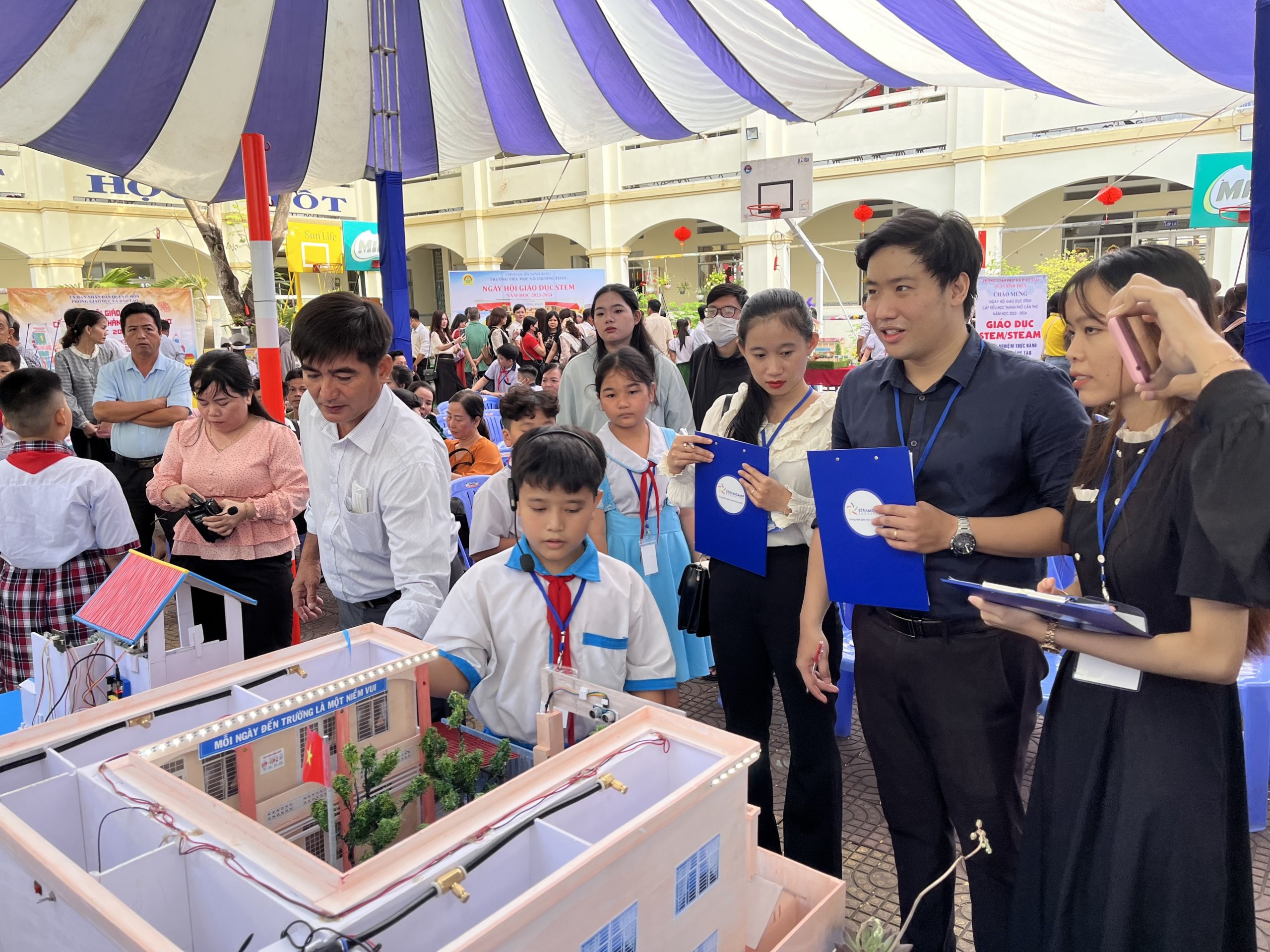 Th&agrave;nh phố Cần Thơ tổ chức ng&agrave;y hội STEM cấp tiểu học- Ảnh 3.