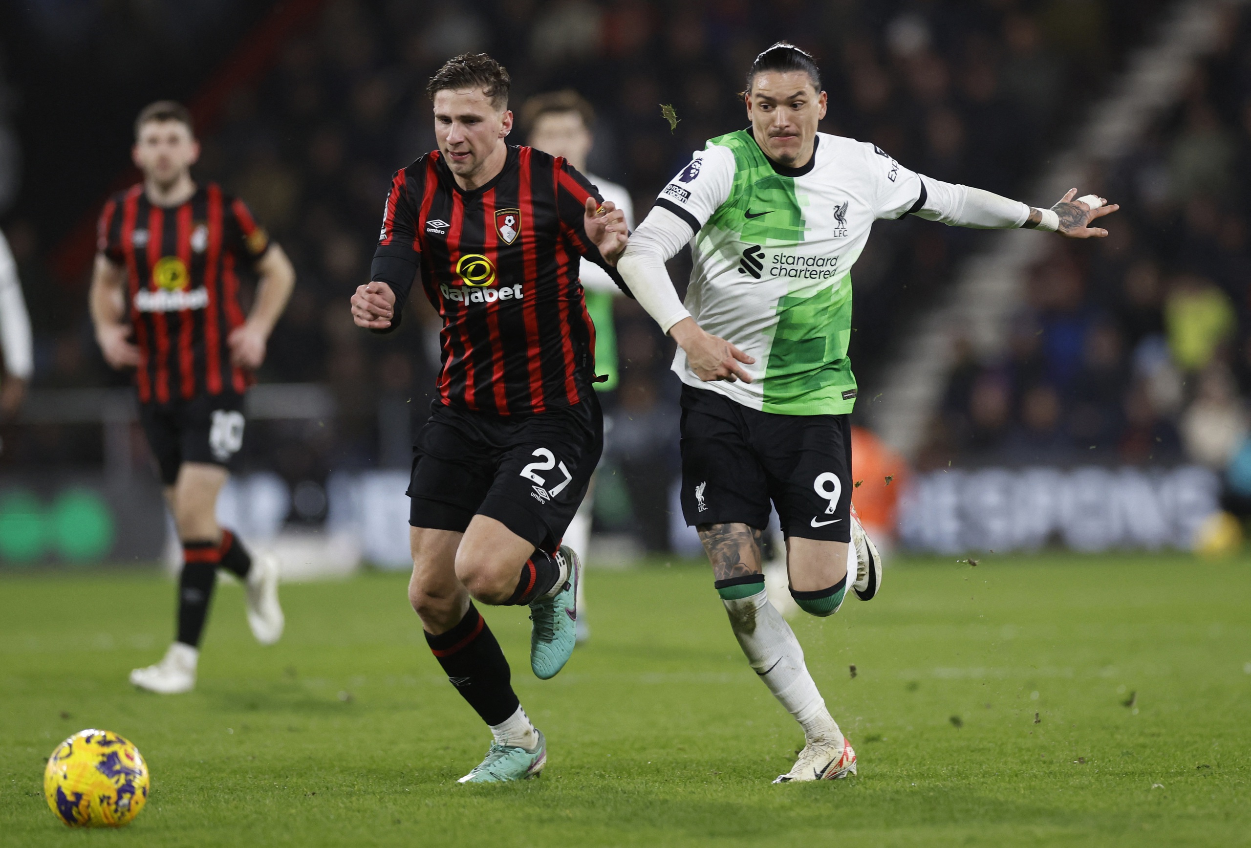 Đè bẹp Bournemouth 4 bàn, Liverpool vững ngôi đầu Ngoại hạng Anh- Ảnh 3.