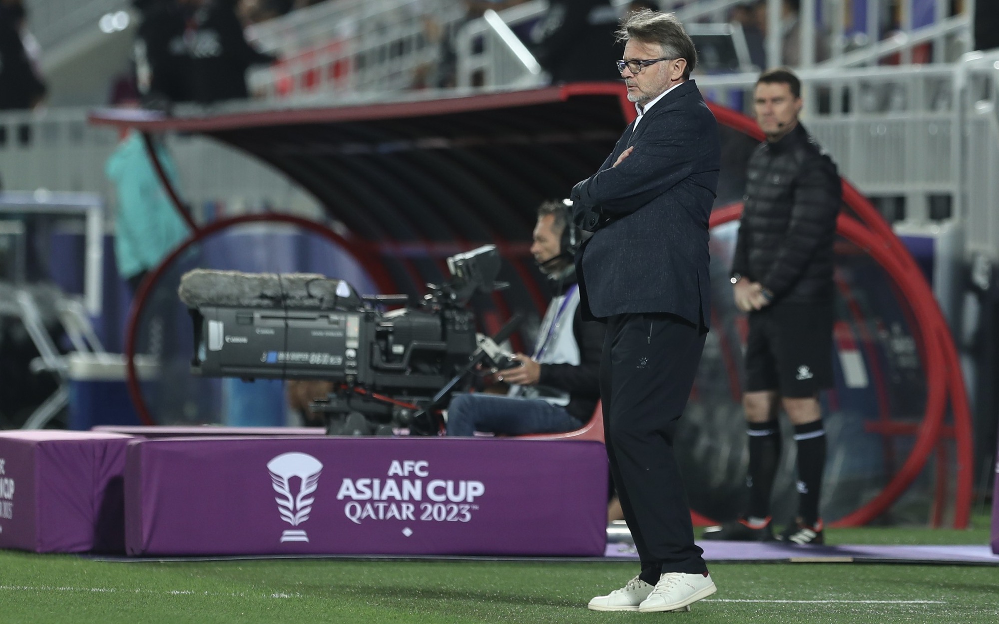 HLV Troussier dễ mất chức nếu lại thua Indonesia ở vòng loại World Cup 2026