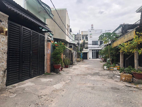 Nh&agrave; hẻm, nh&agrave; phố với mức gi&aacute; vừa phải  l&agrave; ph&acirc;n kh&uacute;c hấp dẫn trong thời điểm hiện nay