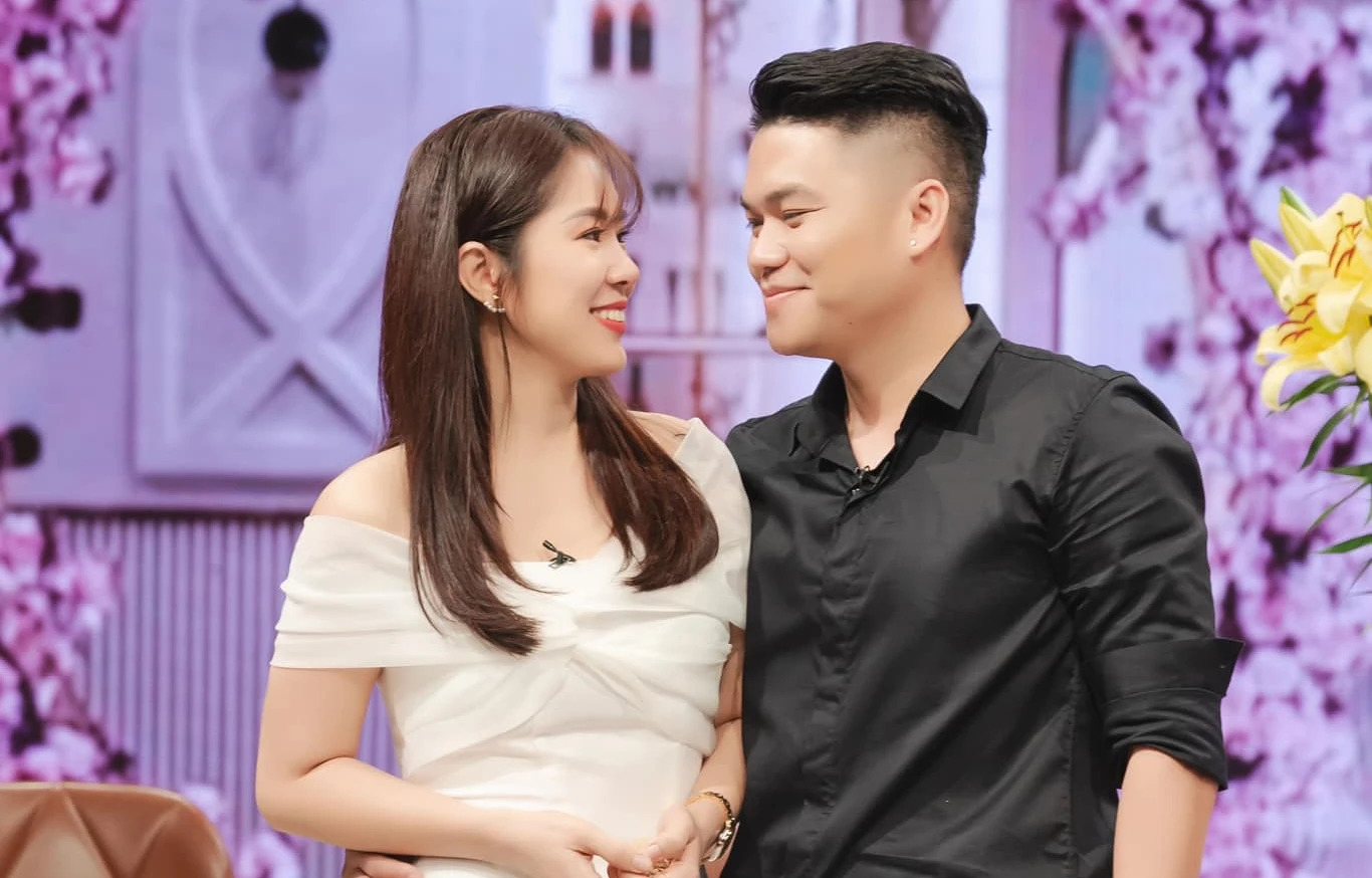 Showbiz Việt: Những mỹ nh&acirc;n hai, ba "lần đ&ograve;"- Ảnh 3.