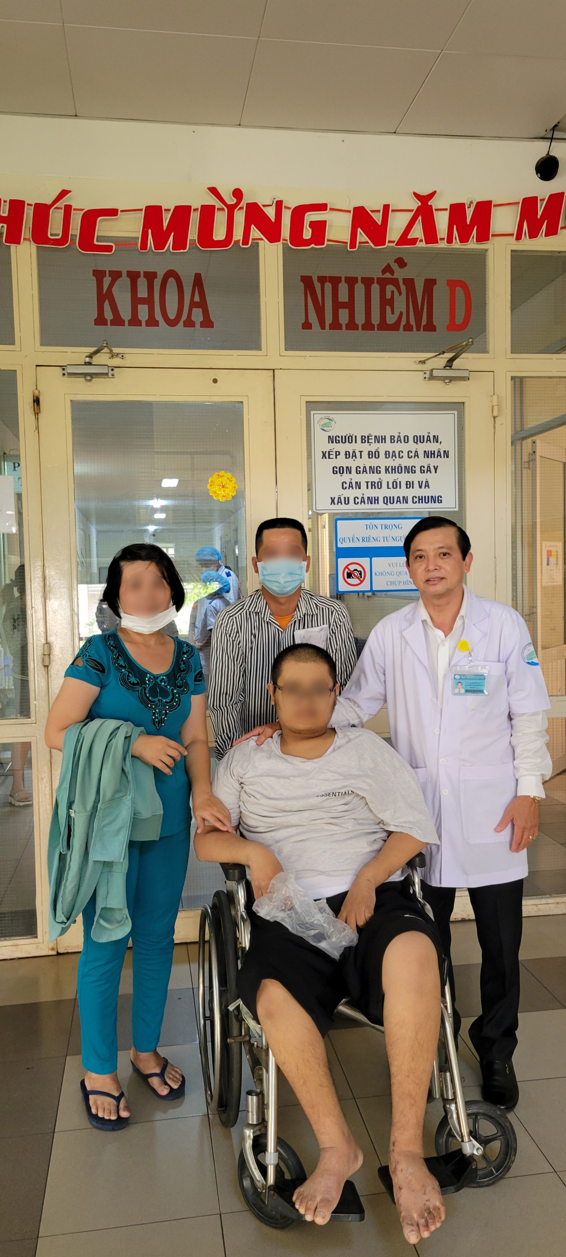 Su&yacute;t mất mạng do mắc sốt xuất huyết nhưng tự uống thuốc giảm đau- Ảnh 2.