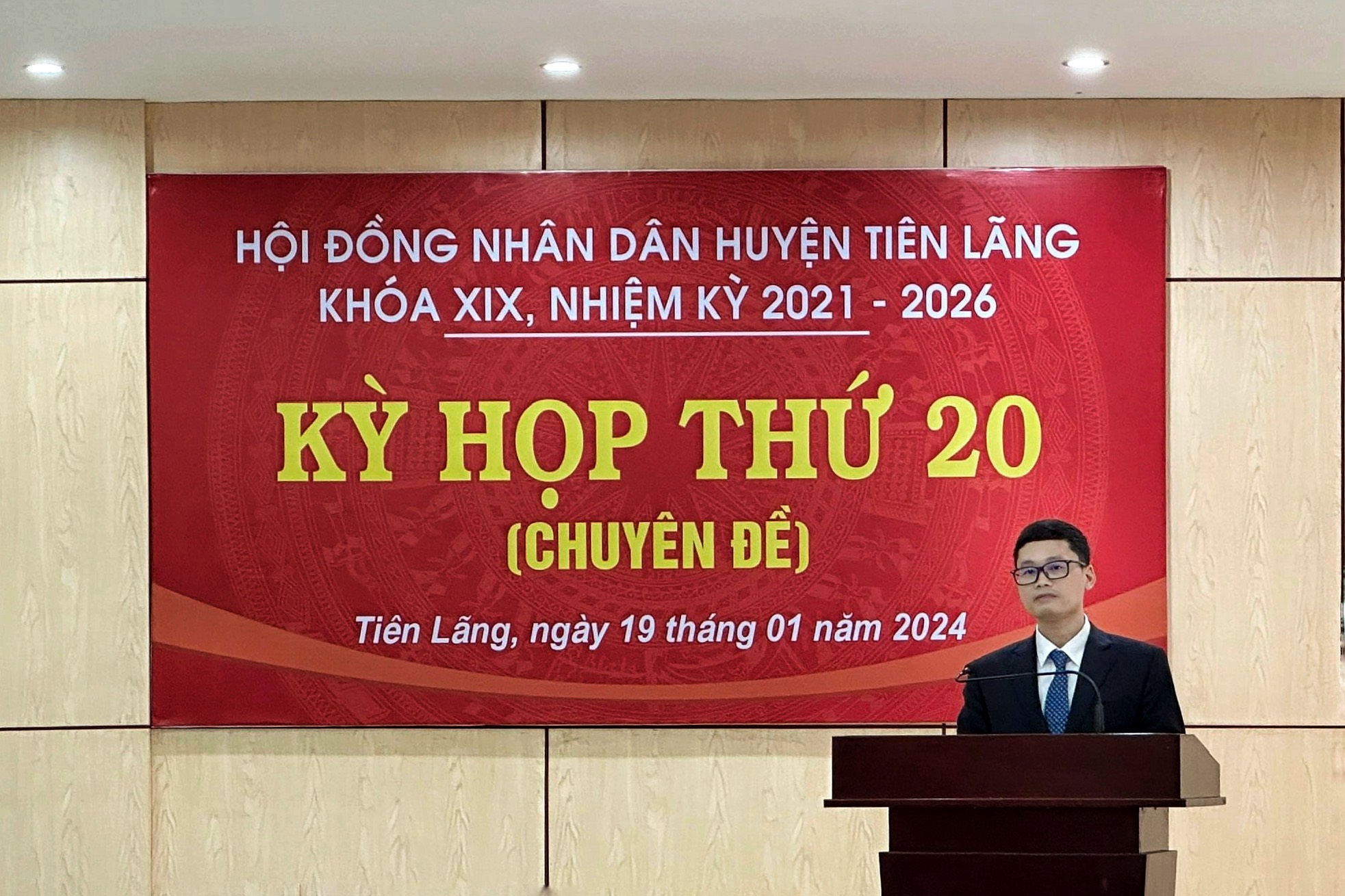 Huyện Ti&ecirc;n L&atilde;ng c&oacute; t&acirc;n chủ tịch sau khi người tiền nhiệm nhận nhiều phiếu t&iacute;n nhiệm thấp- Ảnh 2.
