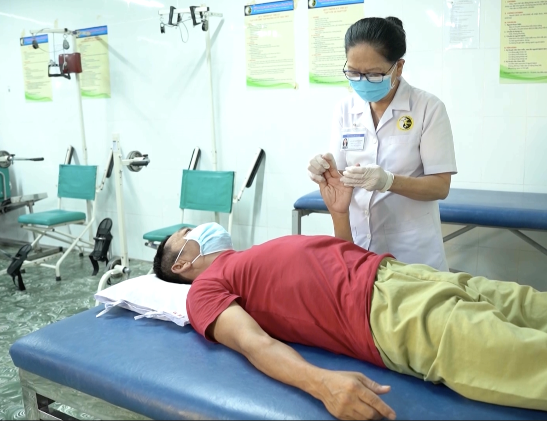 TP HCM: Số người cao tuổi đang tăng nhanh- Ảnh 1.