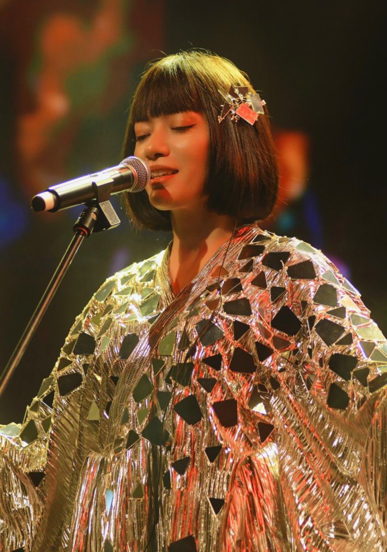 Tina T&igrave;nh h&eacute; lộ cuộc sống kh&ocirc;ng kiếm tiền từ showbiz vẫn sung t&uacute;c- Ảnh 3.